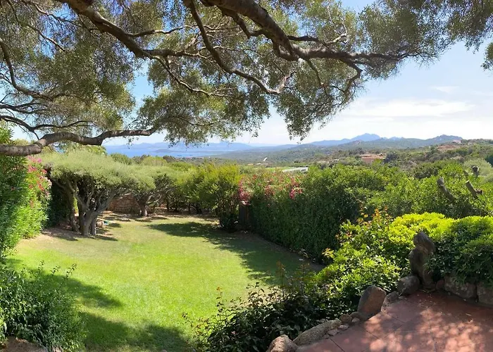 Domus Olivarum -costa Smeralda 7 Persone, 4 Pk, Wifi, Grande Giardino