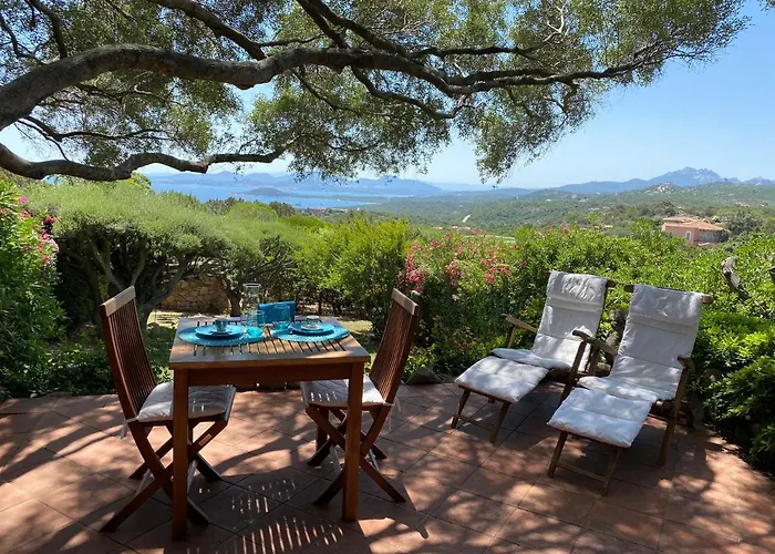 別荘 Domus Olivarum -costa Smeralda 7 Persone, 4 Pk, Wifi, Grande Giardino アッビアドリ