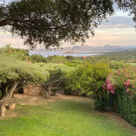 Domus Olivarum -costa Smeralda 7 Persone, 4 Pk, Wifi, Grande Giardino Abbiadori