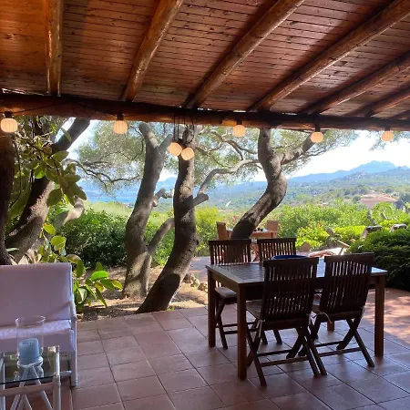 Domus Olivarum -costa Smeralda 7 Persone, 4 Pk, Wifi, Grande Giardino * Abbiadori