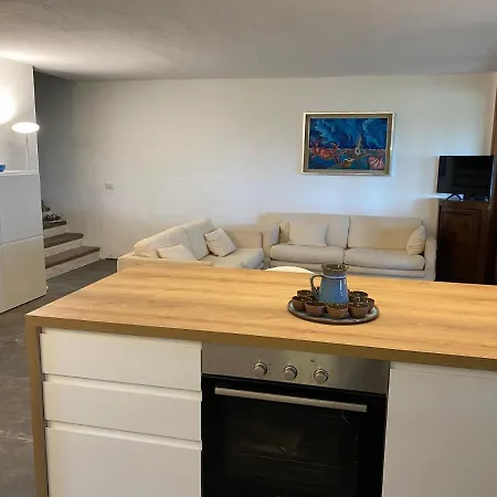 Domus Olivarum -costa Smeralda 7 Persone, 4 Pk, Wifi, Grande Giardino * Abbiadori